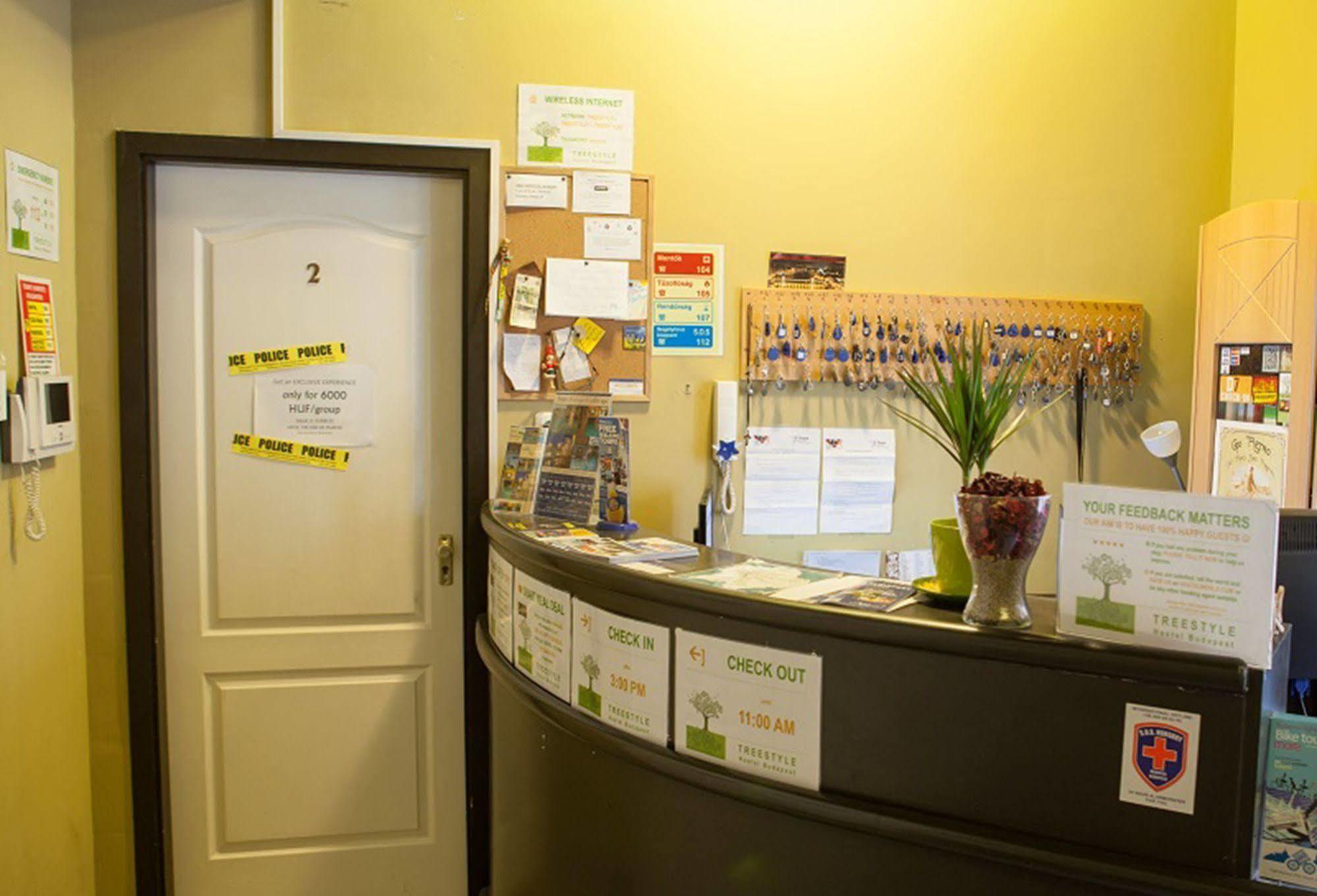 Treestyle Hostel Будапеща Екстериор снимка